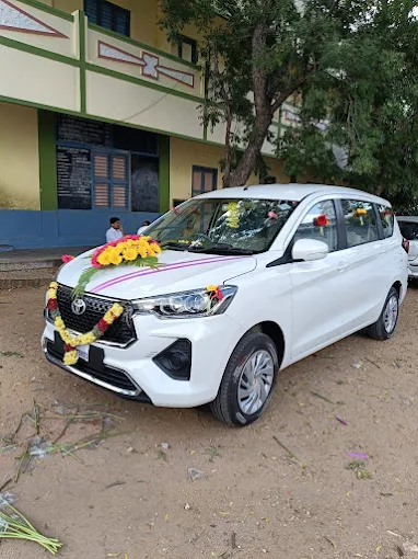 saaisri travels luxury car for rental