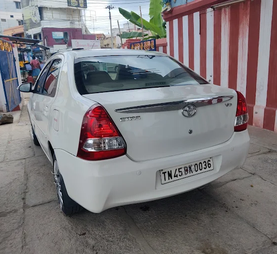 saaisri travels luxury car sedan edios for rent in trichy